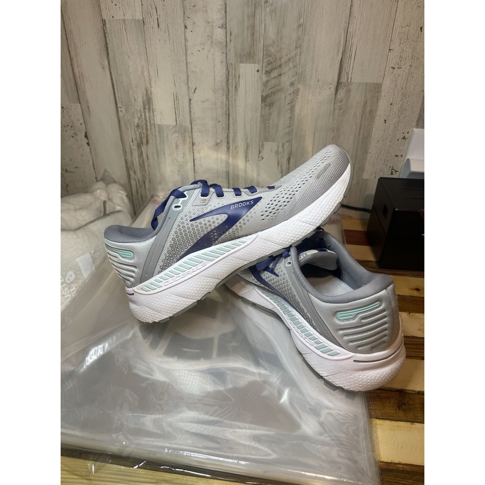 Size 8 - Brooks Adrenaline GTS 22 Gray - 1203531D045 Running Shoes, Purple - Picture 5 of 9